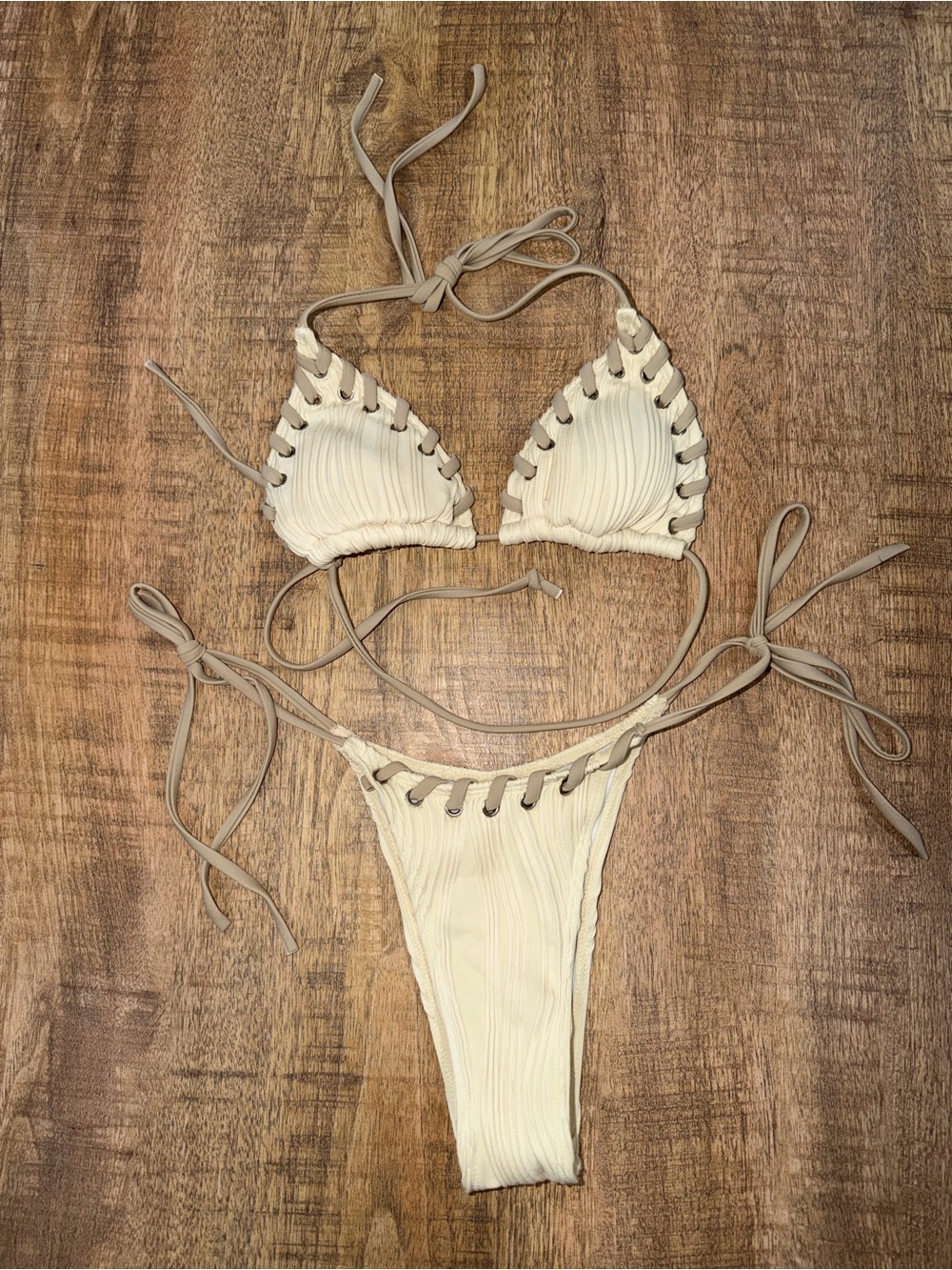 Cream Ribbed Lace-Trim Bandeau Tie Bikini w built in padding 🤍